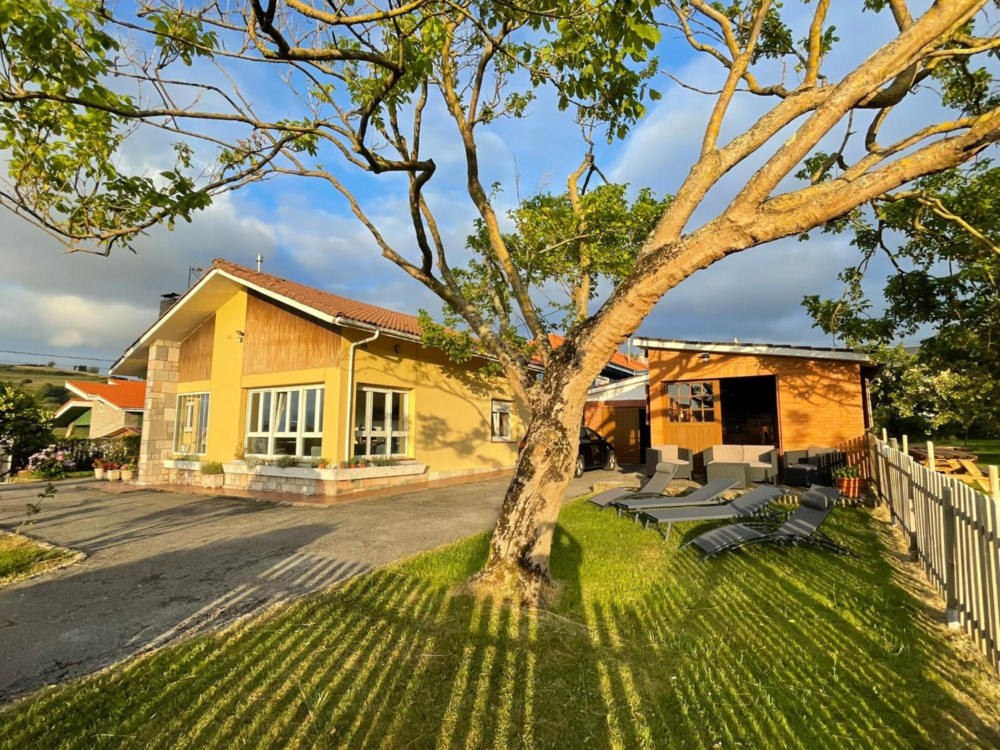 Villa La Palmera Y El Mar Naveces ภายนอก รูปภาพ